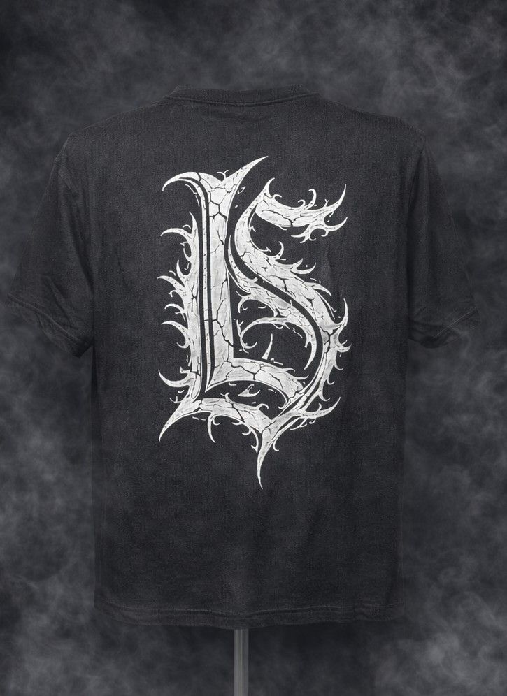 Thorn Line T-Shirt